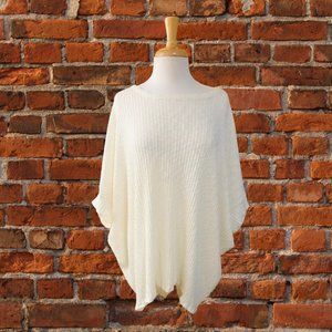 Comfy, Oversize Dolman Sleeve Pullover Andree by Unit Cream Lightweight Sweater